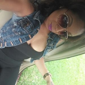 Meet your Posher, Latoya